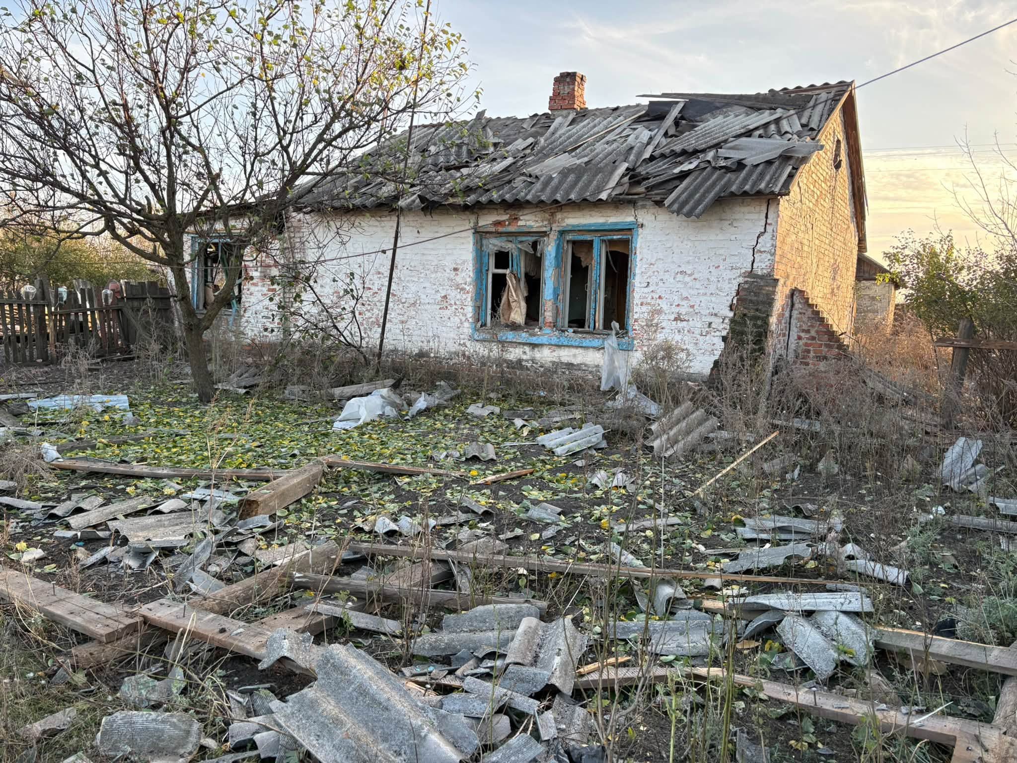 Десять населених пунктів Куп'янщини обстріляв ворог: у Грушівці поранені двоє жінок - фото 2