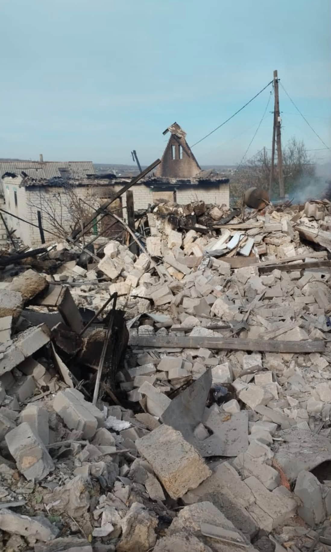 Десять населених пунктів Куп'янщини обстріляв ворог: у Грушівці поранені двоє жінок - фото 3