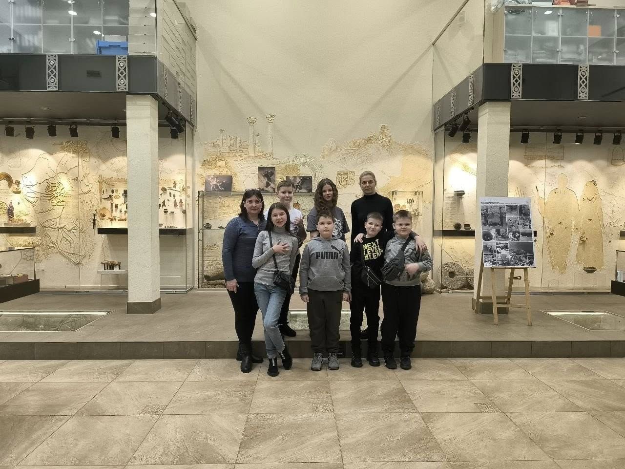 Учні Слобожанського ліцею відвідали Музей археології Каразінського університету на порталі Gromada Group