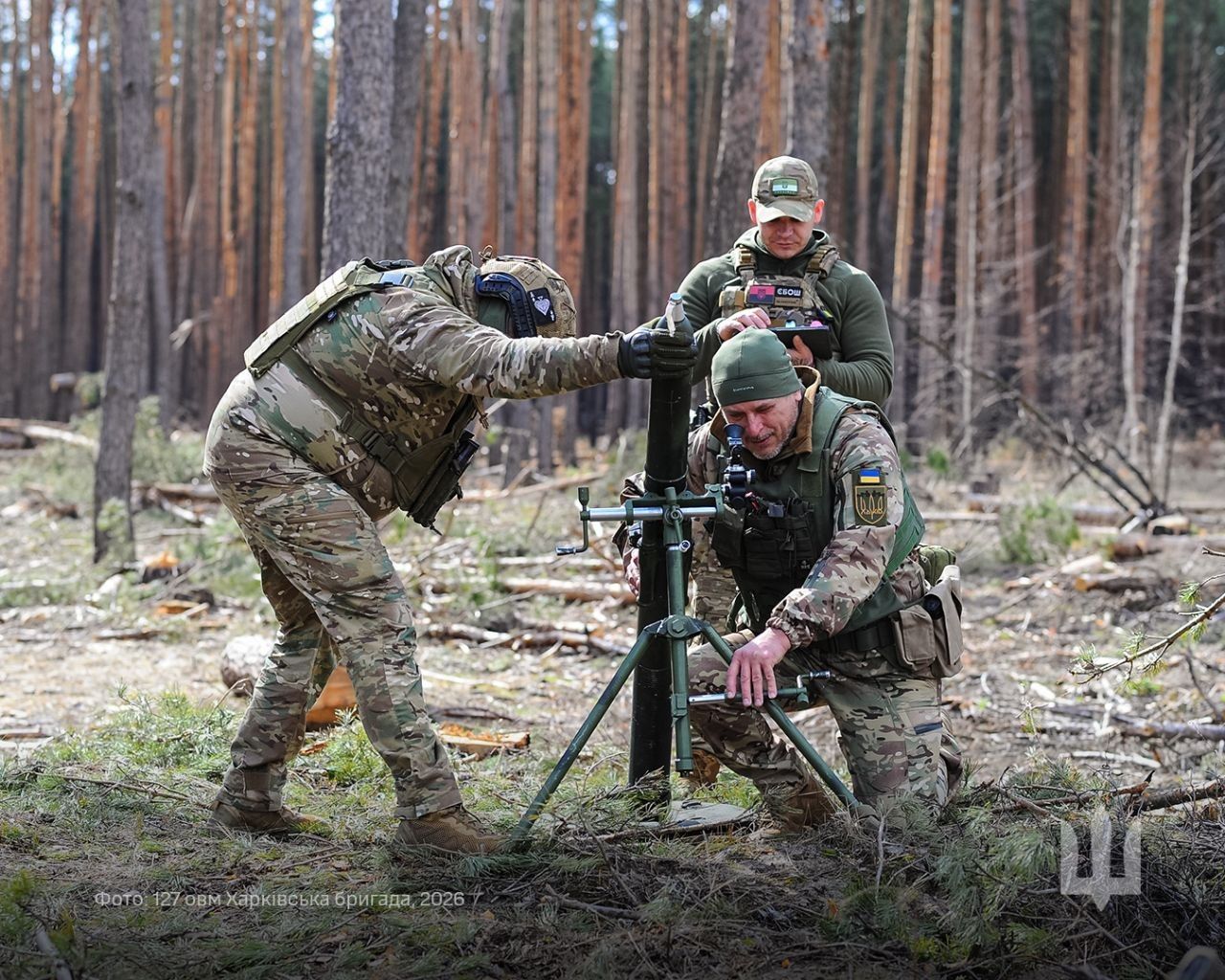 Розрахунок міномета — найближчі друзі піхотинців: у 127-й Харківській бригаді оприлюднили фото з навчання мінометників на порталі Gromada Group