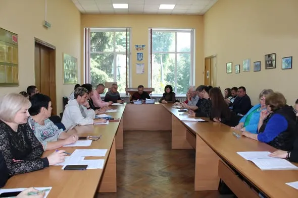 Світлина: Сахновщинська громада, фейсбук Від підготовки до зими до підтримки ВПО: головні рішення травневого виконкому в Сахновщині. ВІДЕО на порталі Gromada Group