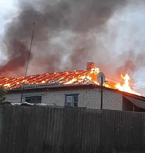 Ворог завдав ударів по Великому Бурлуку, Дорошенковому, Старовірівці, Шипуватому, Осиновому: пошкоджено житлові будинки і підприємства на порталі Gromada Group