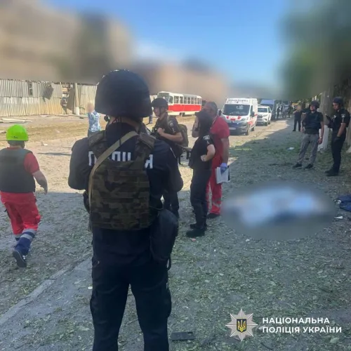 Від удару російського КАБу в Харкові постраждали 12 людей  на порталі Gromada Group