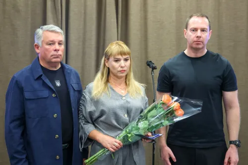 У Золочеві вшанували пам’ять загиблих Захисників України на порталі Gromada Group