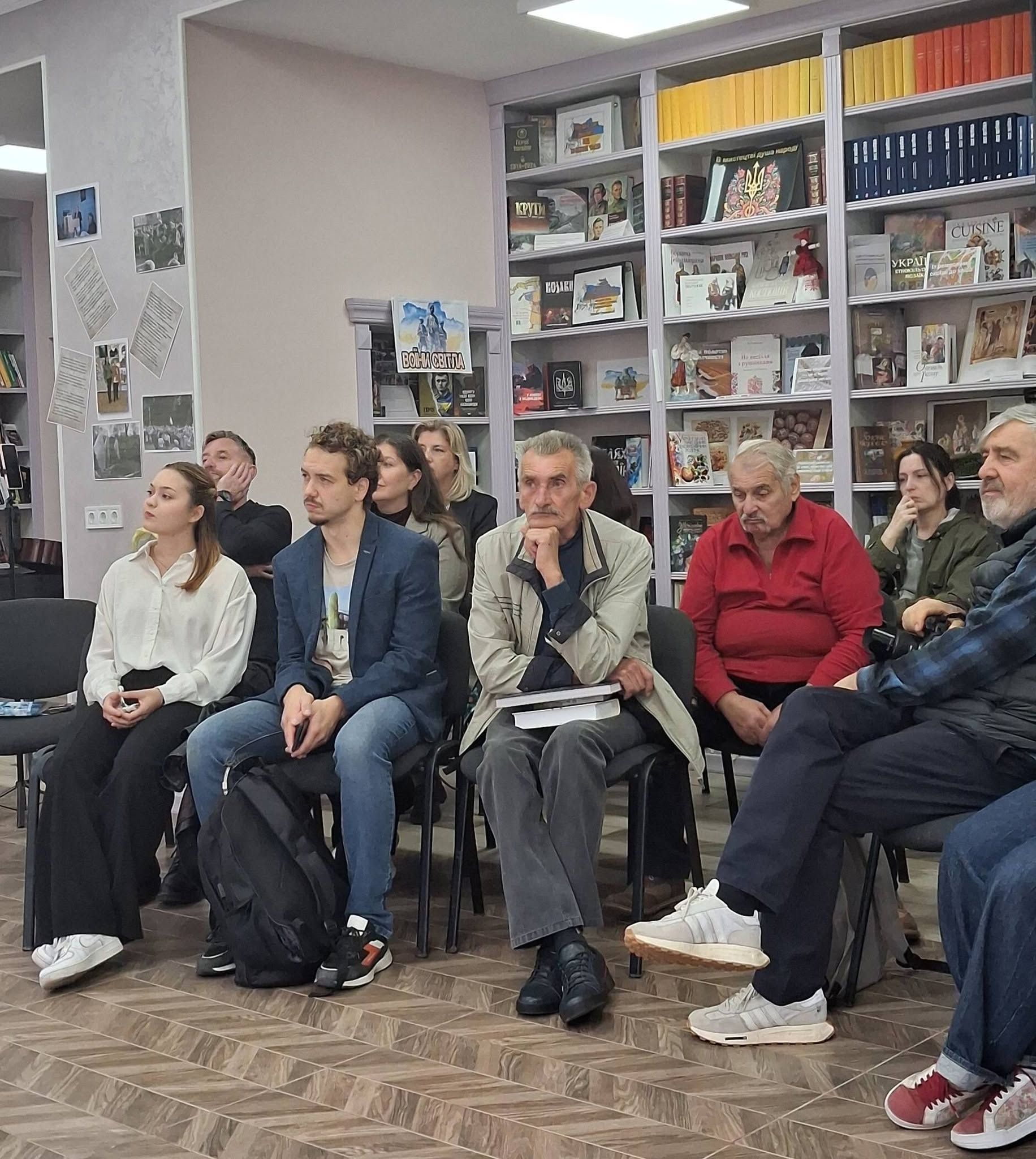 Незрима присутність день зігріва. Вечір пам'яті Олександри Ковальової у Задержпром'ї - фото 4
