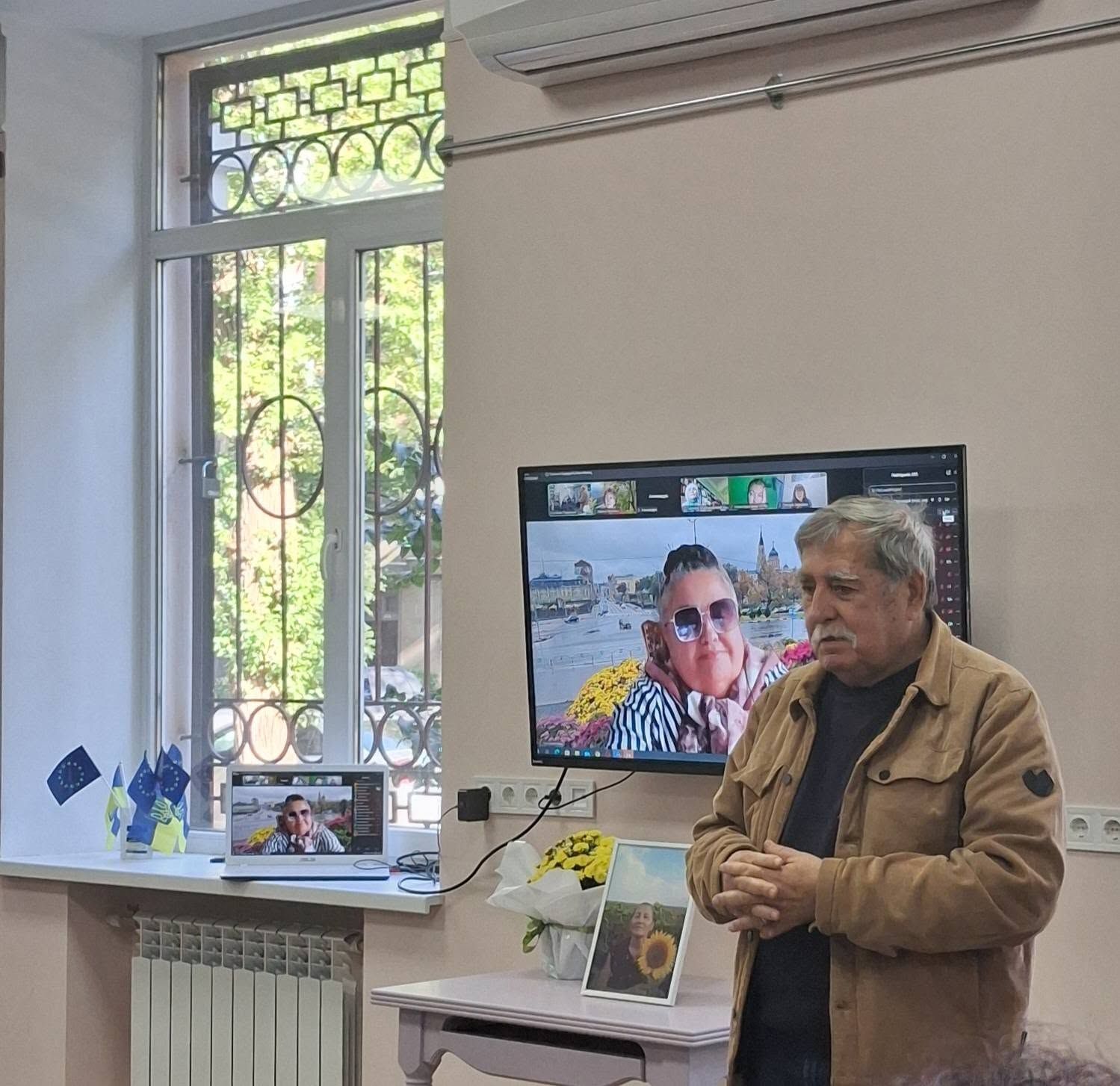 Незрима присутність день зігріва. Вечір пам'яті Олександри Ковальової у Задержпром'ї - фото 5