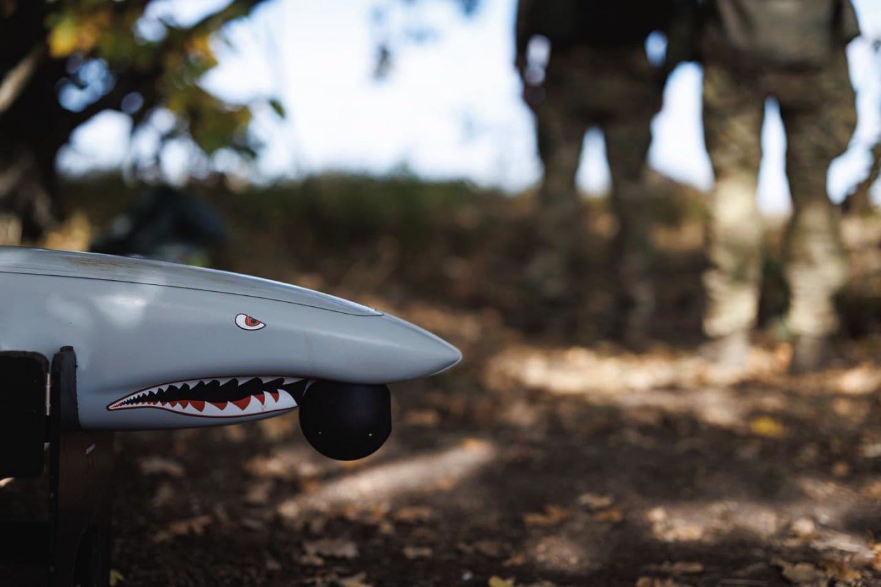 Привідкрили завісу таємної роботи на піхоту: екіпаж БПЛА «SHARK» бригади Чорних Запорожців запускає крила, щоб спостерігати за переднім краєм і далеко за ним - фото 4