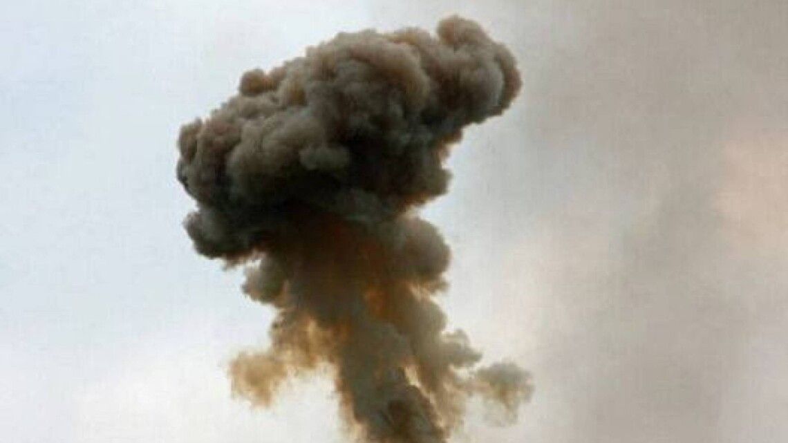 Ілюстративне фото На Липецьку громаду скинули чотири КАБи: три бомби влучили у ліс в районі Липців на порталі Gromada Group