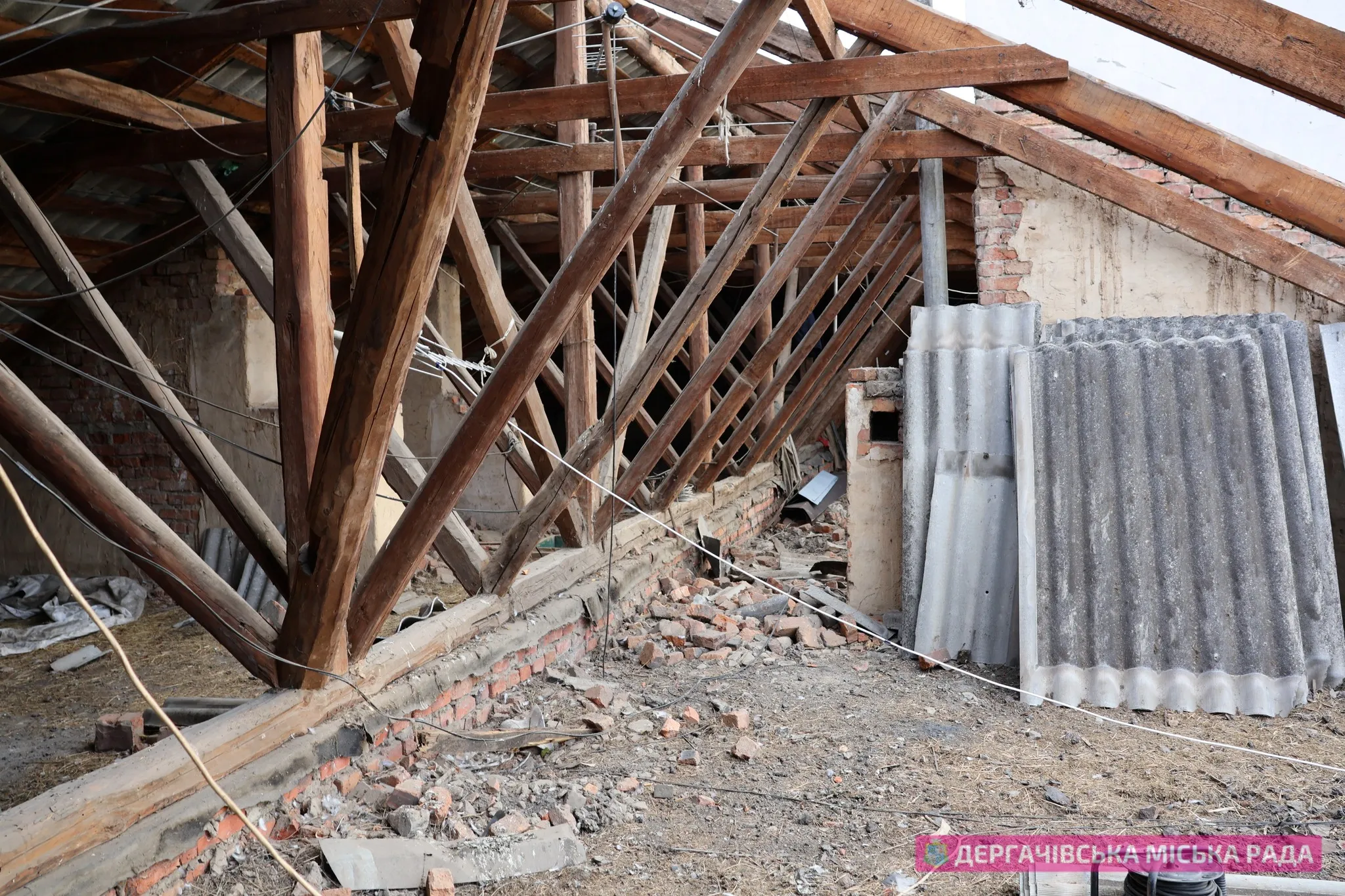 Emergency repair works continue in Dergachi at the Gromada Group Media
