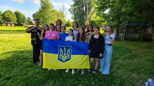 День Конституції провели активно, творчо та змістовно на порталі Gromada Group