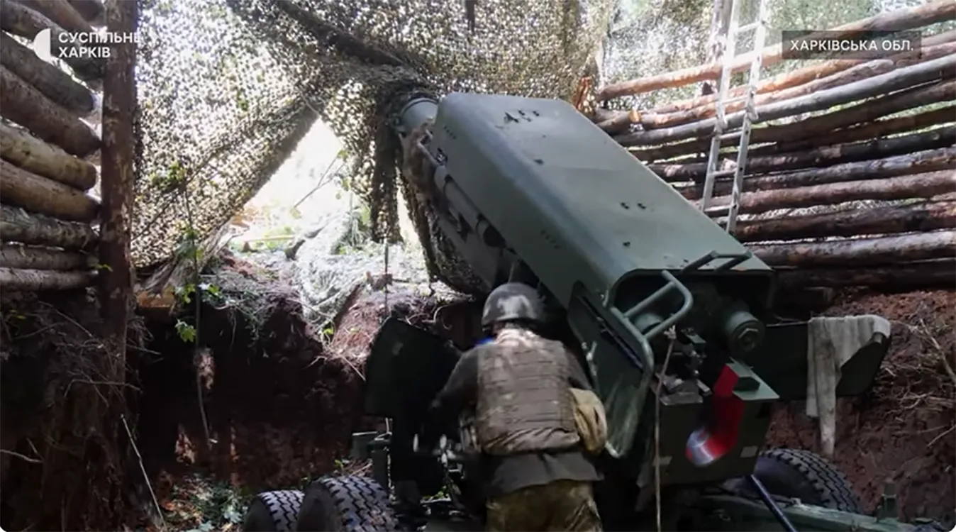 Скриншот з відео По ворожих БПЛА-шниках у п’ятиповерхівці: як у Липецькій громаді працює артилерія «Хартії» на порталі Gromada Group