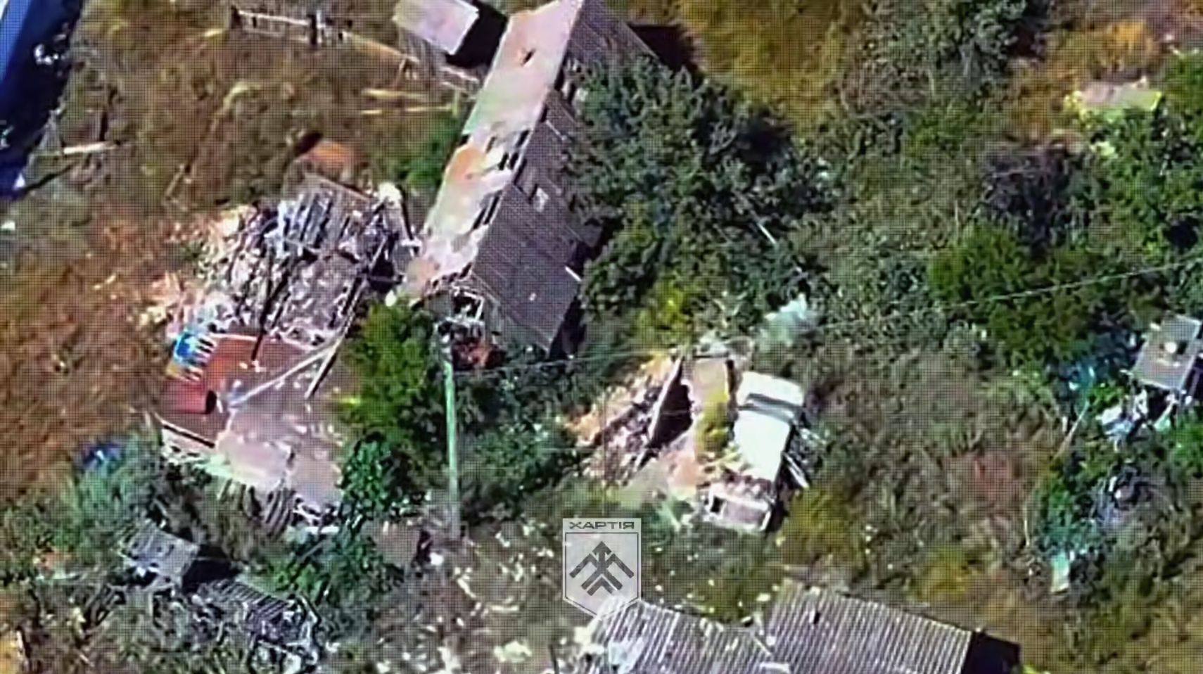 Скриншот з відео Окупантські лігва та кубла випалили у Липецькій громаді дронарі «Хартії» на порталі Gromada Group