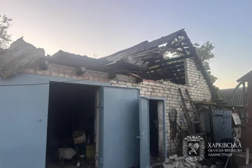 У Черкаських Тишках внаслідок російського обстрілу пошкоджено приватний будинок на порталі Gromada Group