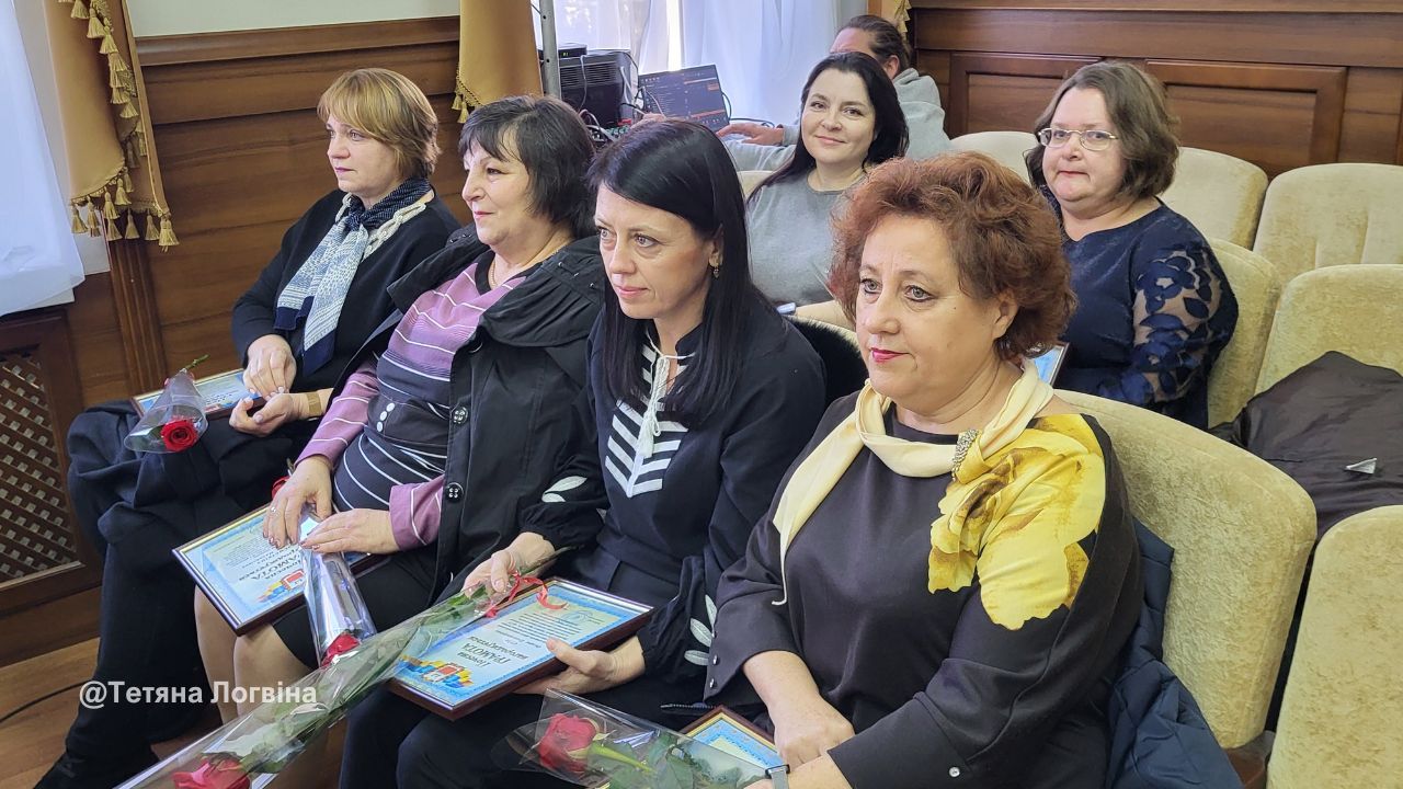 У Зміївській громаді відзначили працівників соціальної сфери - фото 11