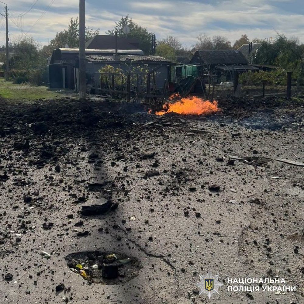 Минулої доби окупанти здійснили масове вбивство жителів міста Ізюм, ним скоєні і інші воєнні злочини - фото 7