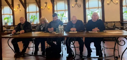 За дорученням начальника Харківської ОВА Олега Синєгубова відбувся черговий виїзний захід «Турбота поруч» у Безлюдівській громаді. До зустрічі долучилися керівники Управління у справах ветеранів ХОВА, КЗ «Ветеранський простір “Пліч-о-пліч”», районної військової адміністрації та громади, фахівці із супроводу ветеранів війни та демобілізованих осіб, а також очільники комунальних установ.