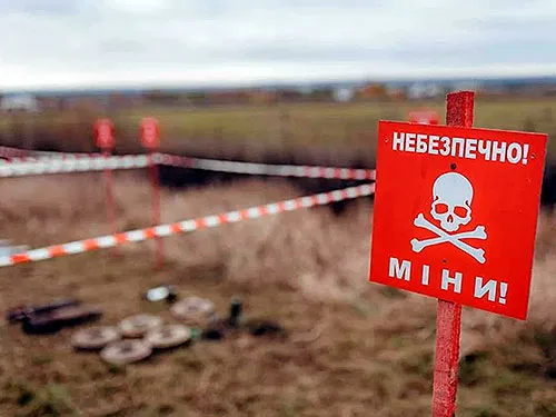 Сапери ДСНС на Харківщині знешкодили понад 500 вибухонебезпечних предметів за тиждень На Харківщині сапери ДСНС протягом минулого тижня виявили та знешкодили 513 вибухонебезпечних предметів.