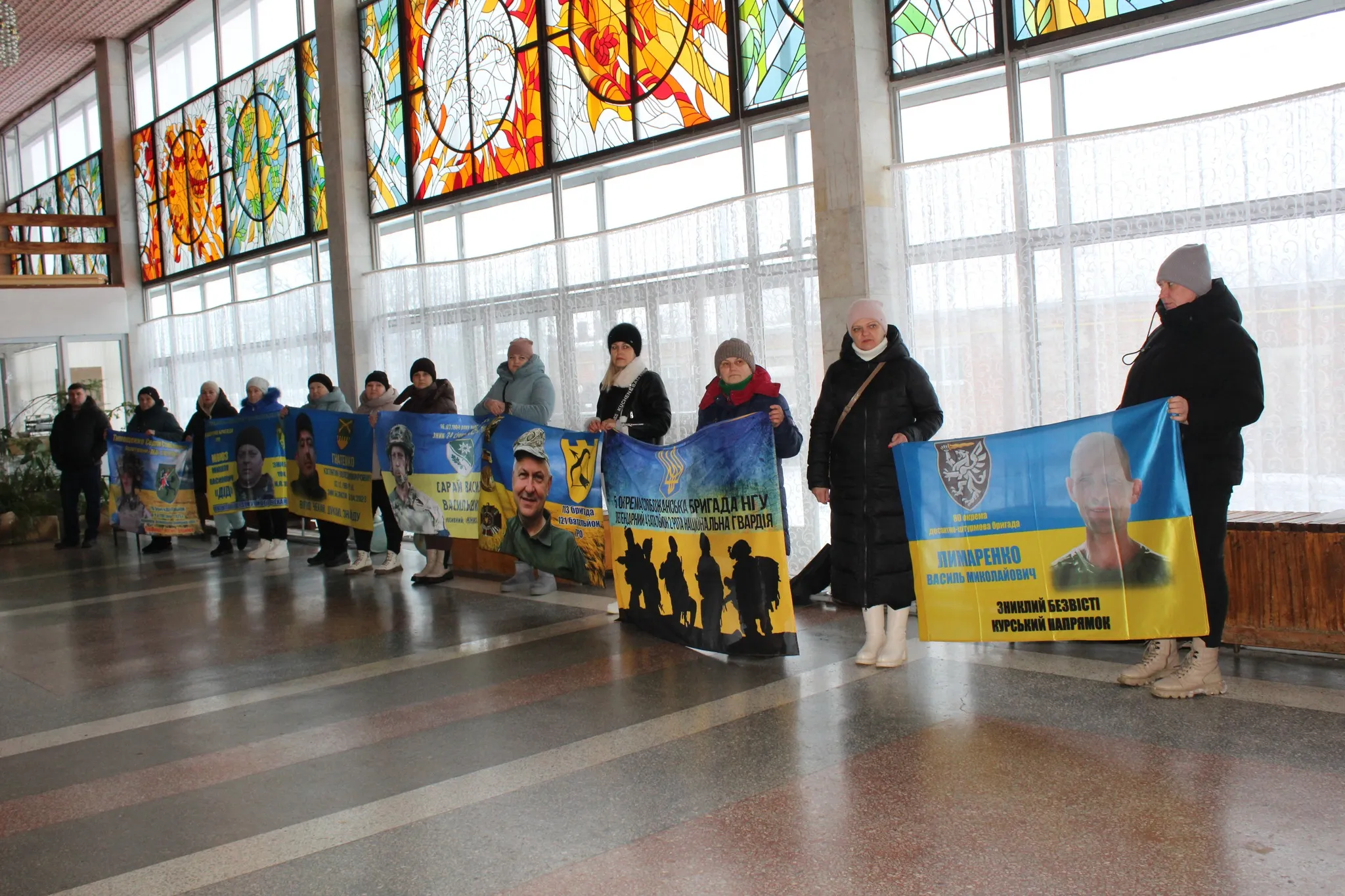 Світлина: Сахновщинська громада, фейсбук У Сахновщині відбулася акція на підтримку родин полонених та зниклих безвісти військових на порталі Gromada Group